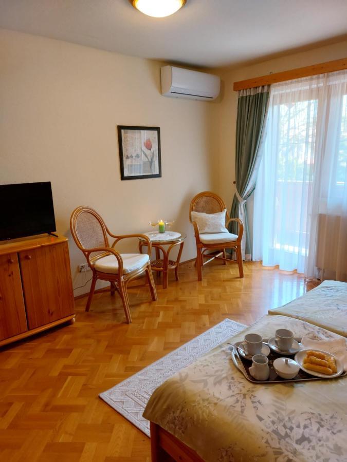 Toelgyes Apartment Hajdúszoboszló Extérieur photo