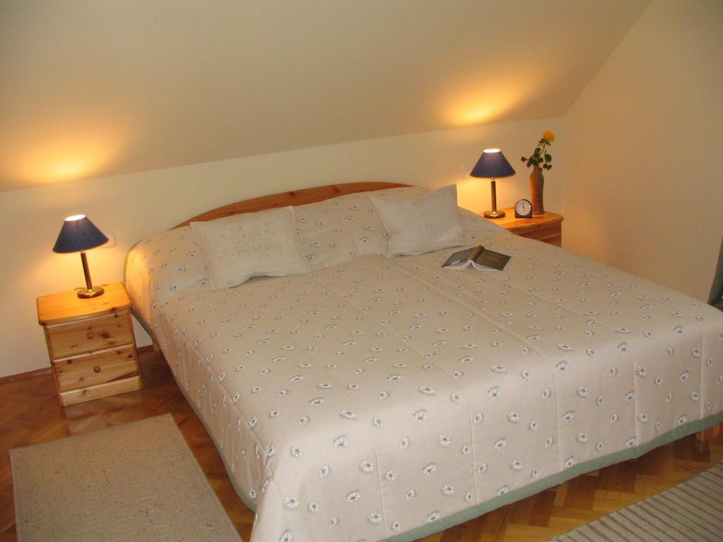 Toelgyes Apartment Hajdúszoboszló Chambre photo